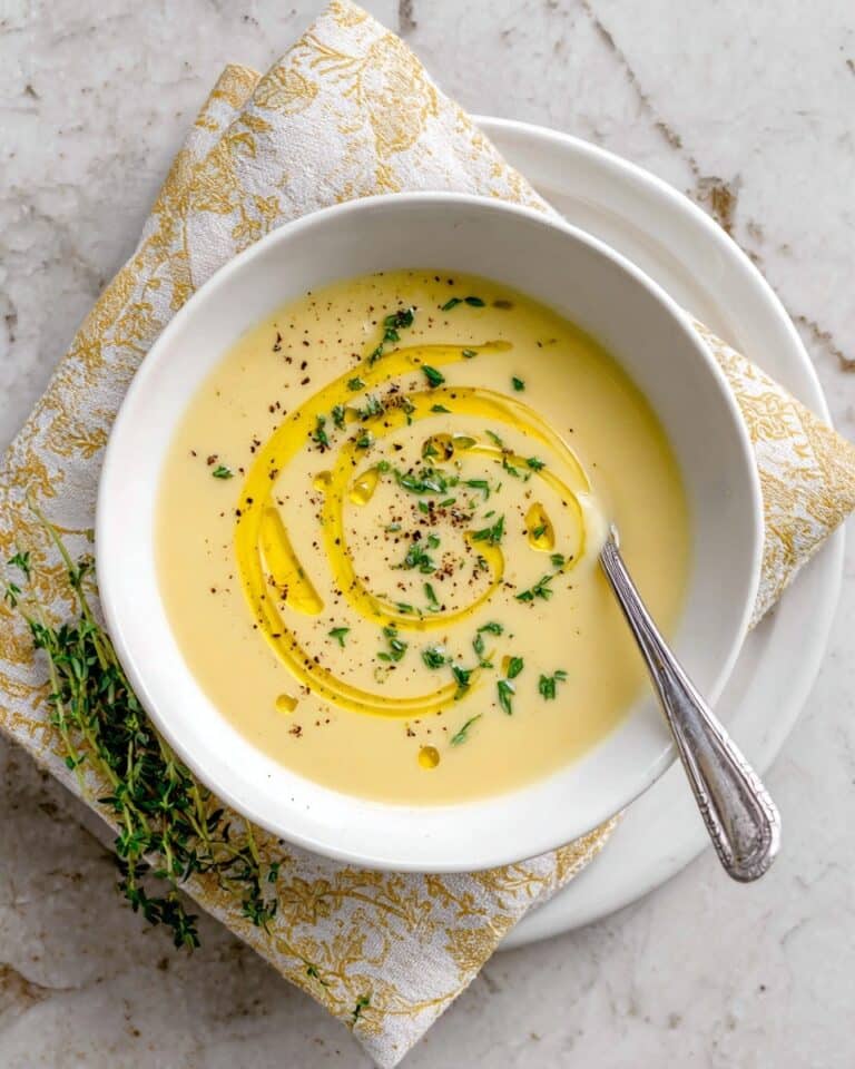 Julia Child’s Creamy Potato Leek Soup Recipe