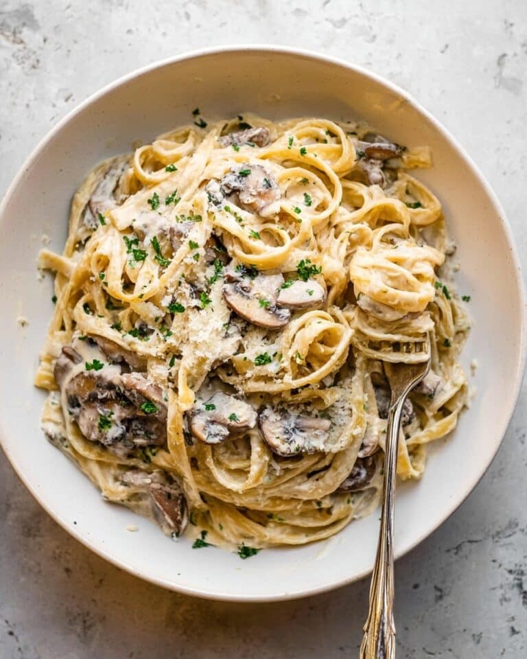 Creamy Mushroom Pasta Recipe